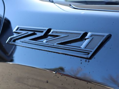 Used 2023 Chevrolet Silverado 1500 LT Trail Boss w/ LT Trail Boss Premium Package AWD/4WD image 21