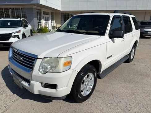Used 2008 Ford Explorer XLT RWD image 2