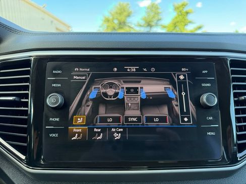 Used 2022 Volkswagen Atlas SE AWD/4WD image 16