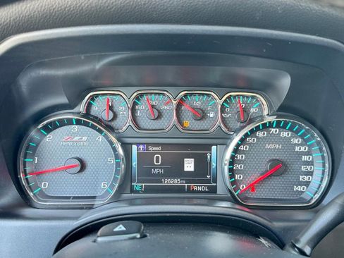 Used 2018 Chevrolet Silverado 1500 LT w/ All Star Edition AWD/4WD image 25
