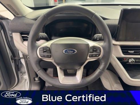 Certified 2025 Ford Explorer Active w/ Active Comfort Package RWD image 10