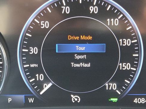 Used 2023 Buick Enclave Avenir w/ Avenir Technology Package image 15