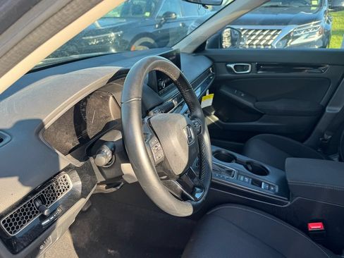 Used 2023 Honda Civic EX image 25