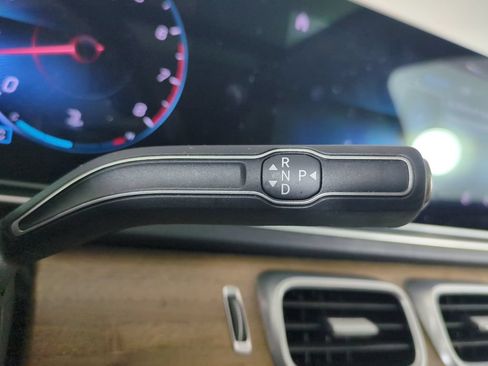 Used 2021 Mercedes-Benz GLE 350 image 22