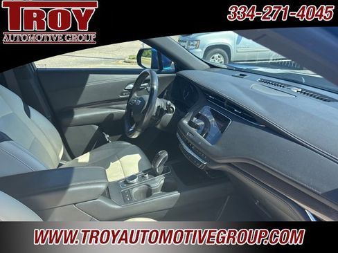 Used 2019 Cadillac XT4 Sport image 35