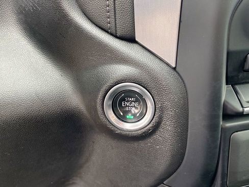 Certified 2022 GMC Sierra 1500 Elevation image 18