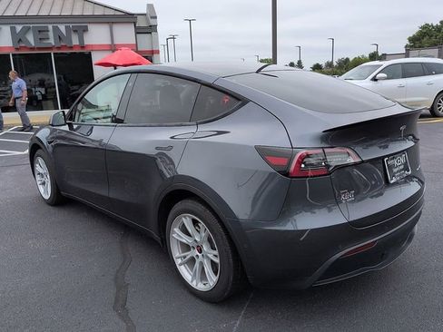 Used 2020 Tesla Model Y Long Range AWD/4WD image 5