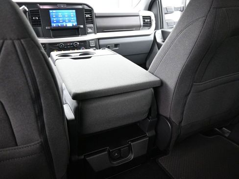 New 2026 Ford F250 XLT w/ FX4 Off-Road Package image 23