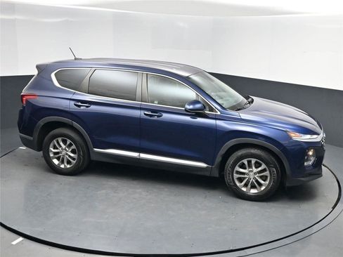 Used 2019 Hyundai Santa Fe SE image 7