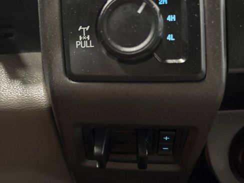 Used 2022 Ford F250 XL w/ Power Equipment Group AWD/4WD image 21