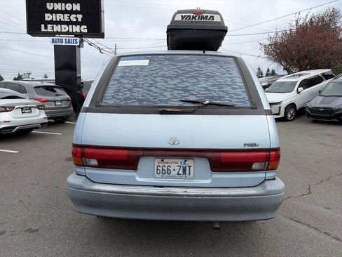 Used 1993 Toyota Previa Deluxe image 4