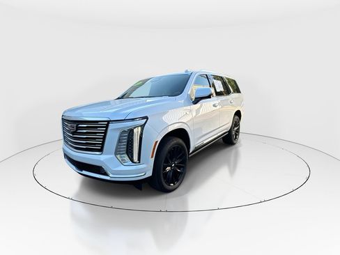 Used 2025 Cadillac Escalade Premium Luxury Platinum w/ LPO, Floor Liner Package AWD/4WD image 4