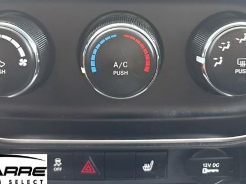 Used 2015 Jeep Compass High Altitude FWD image 27