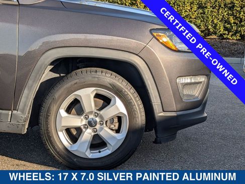 Used 2018 Jeep Compass Latitude w/ Popular Equipment Group image 11