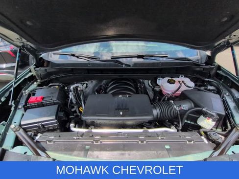 Used 2026 Chevrolet Tahoe Z71 w/ Comfort Package AWD/4WD image 32