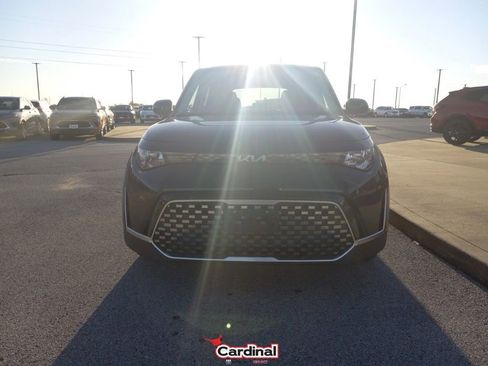 Used 2024 Kia Soul EX image 17