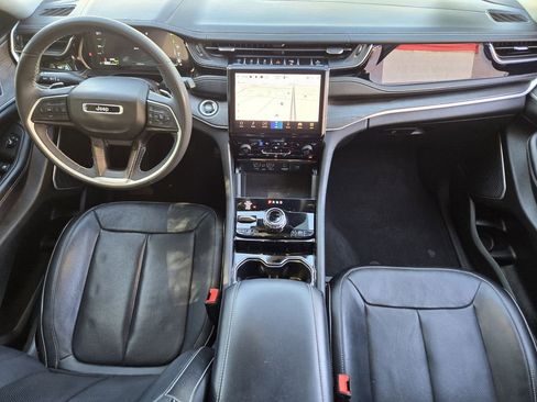 Used 2022 Jeep Grand Cherokee Limited 4xe w/ Luxury Tech Group II image 32