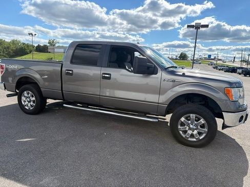 Used 2014 Ford F150 XLT w/ Equipment Group 302A Luxury AWD/4WD image 13