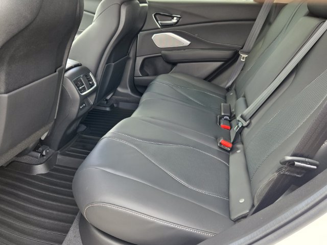 Certified 2026 Acura RDX w/ Technology Package AWD/4WD image 11