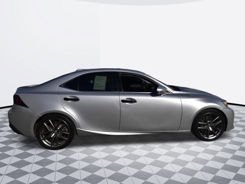 Used 2016 Lexus IS 200t image 5