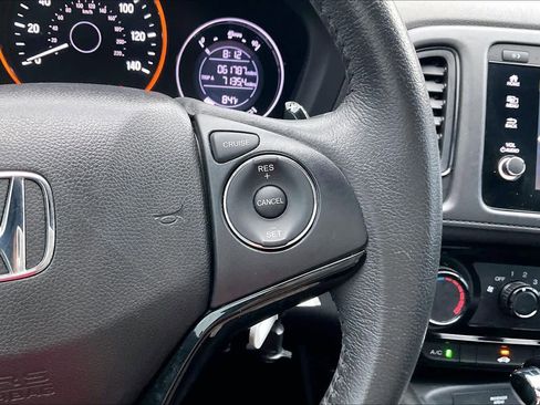 Used 2020 Honda HR-V Sport image 24
