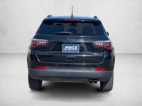Used 2019 Jeep Compass Latitude FWD image 7