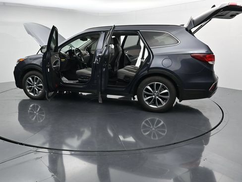 Used 2019 Hyundai Santa Fe XL SE AWD/4WD image 38