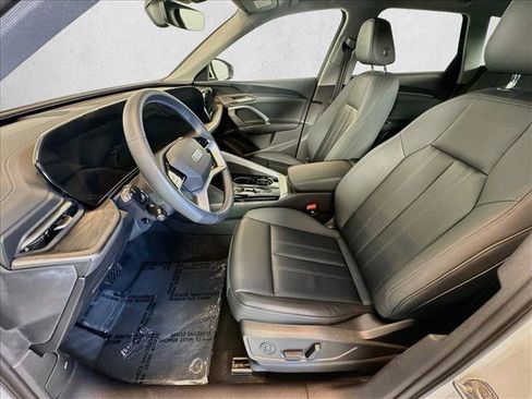 Used 2025 Audi Q5 Premium AWD/4WD image 18