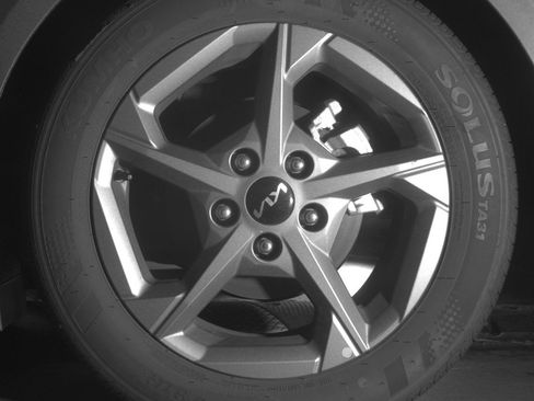 Used 2025 Kia K4 LXS image 14