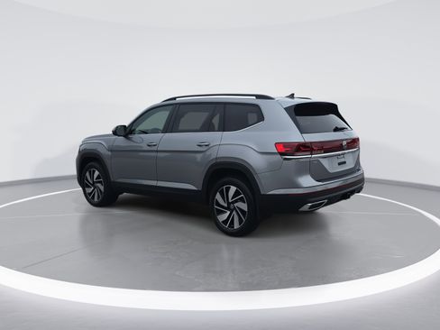 New 2026 Volkswagen Atlas SE image 5