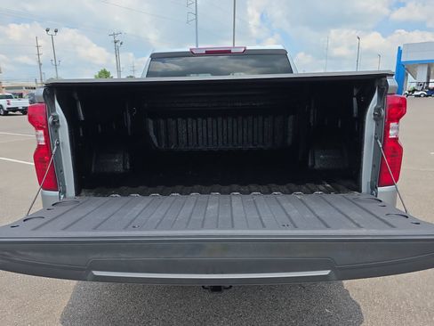 Used 2024 Chevrolet Silverado 1500 LT RWD image 13