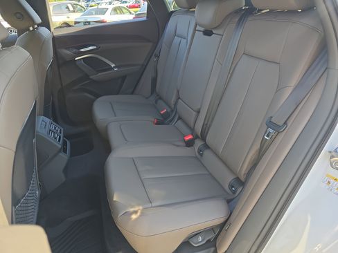 New 2026 Audi Q5 Premium image 14
