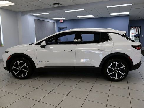 New 2026 Chevrolet Equinox EV LT image 3