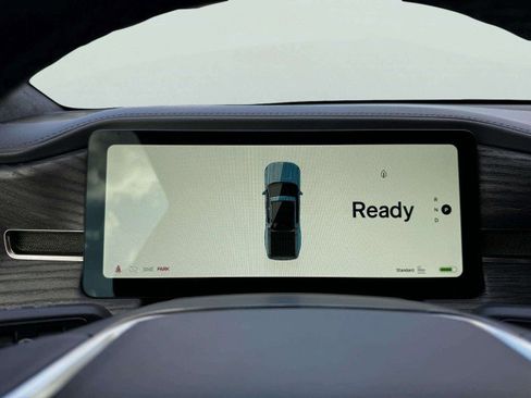 Used 2022 Rivian R1T Adventure image 24