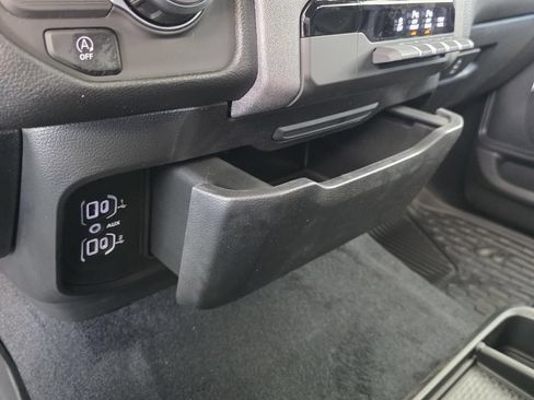 New 2026 RAM 1500 Express RWD image 20
