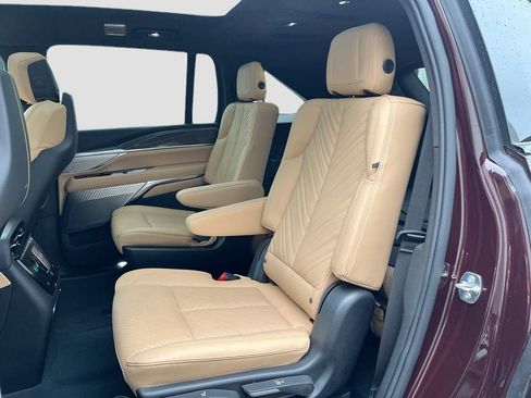 New 2025 Cadillac Escalade IQ Sport 2 w/ LPO, ONYX Package image 26