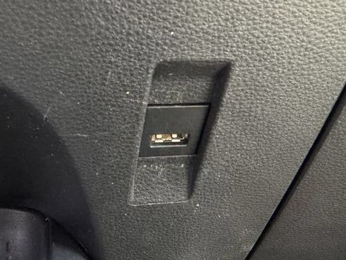 Used 2022 Toyota Corolla LE FWD image 20
