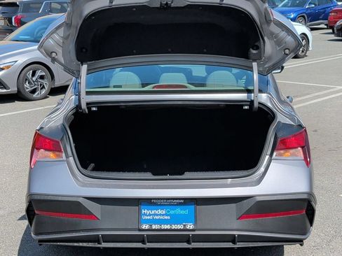 Certified 2025 Hyundai Elantra Sport FWD image 13
