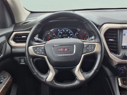 Used 2020 GMC Acadia Denali image 16