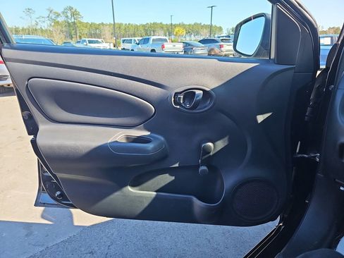 Used 2017 Nissan Versa S image 27