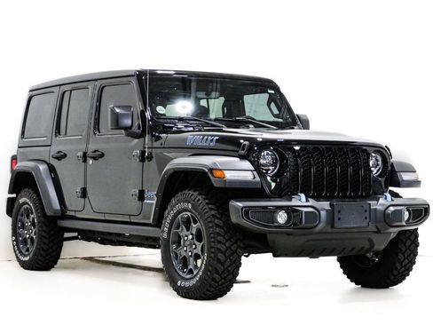 Used 2023 Jeep Wrangler Unlimited w/ Sun & Screen Package AWD/4WD image 1