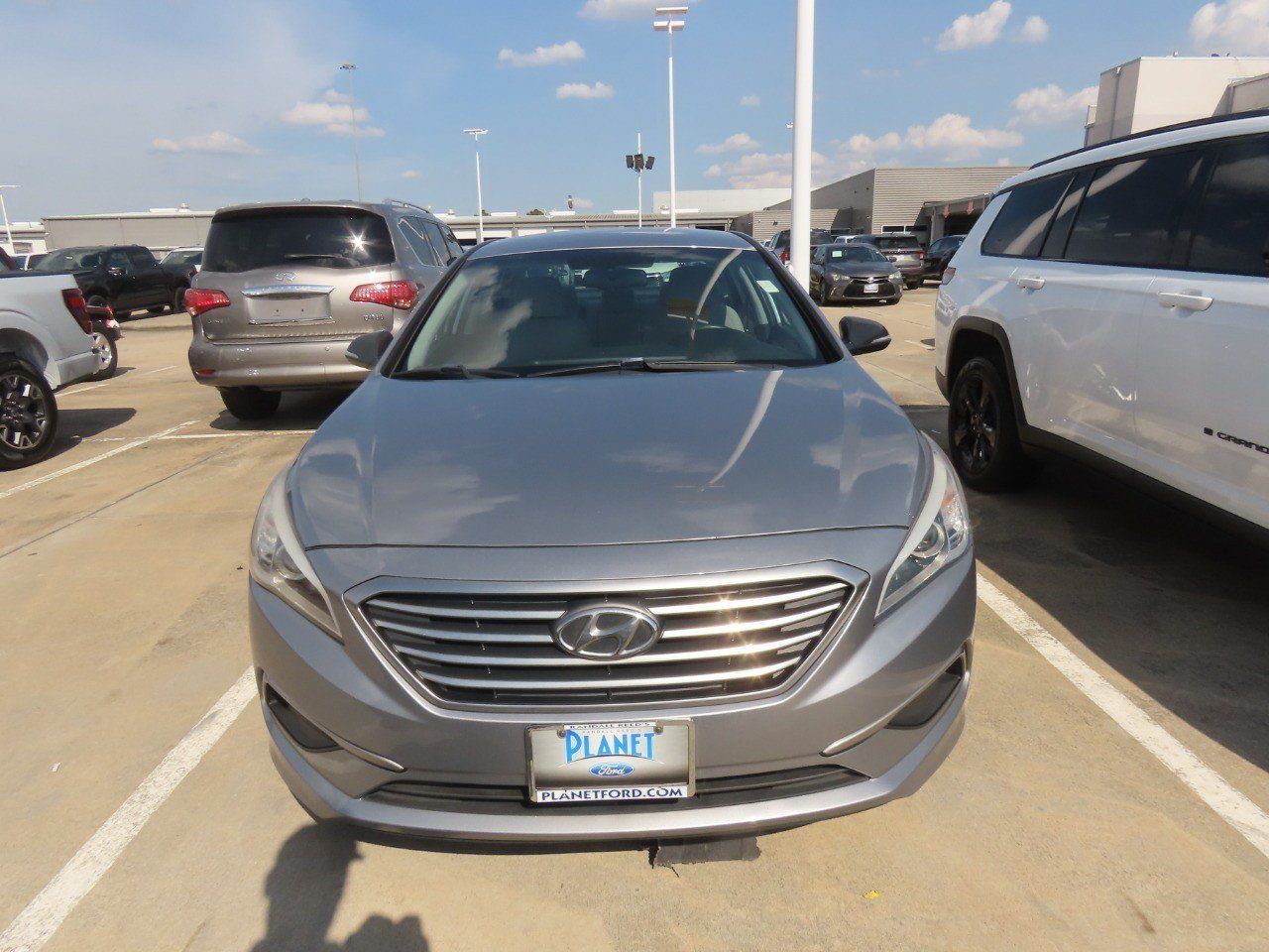 Used 2017 Hyundai Sonata SE FWD image 5