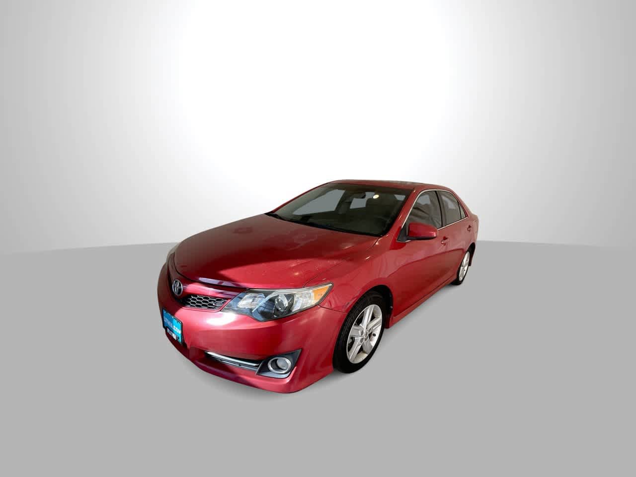 Used 2012 Toyota Camry SE FWD image 4