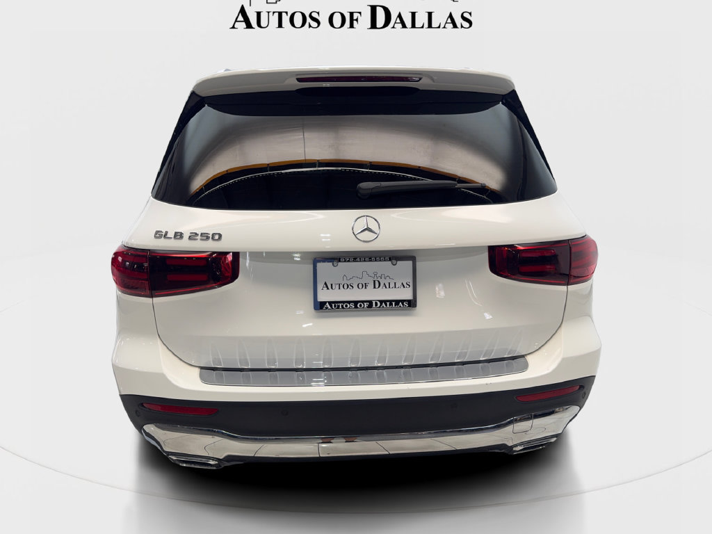 Used 2025 Mercedes-Benz GLB 250 w/ Exclusive Package image 8