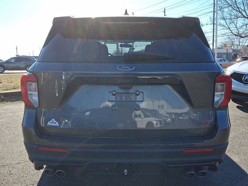 Used 2020 Ford Explorer ST w/ ST Street Pack image 4
