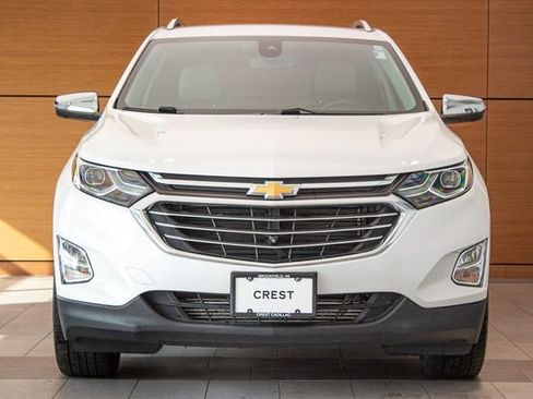 Used 2020 Chevrolet Equinox Premier AWD/4WD image 2