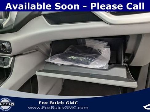 Certified 2024 GMC Terrain SLT image 31