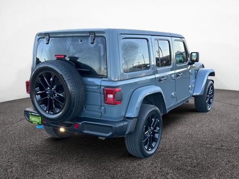 Used 2024 Jeep Wrangler Unlimited Sahara image 5