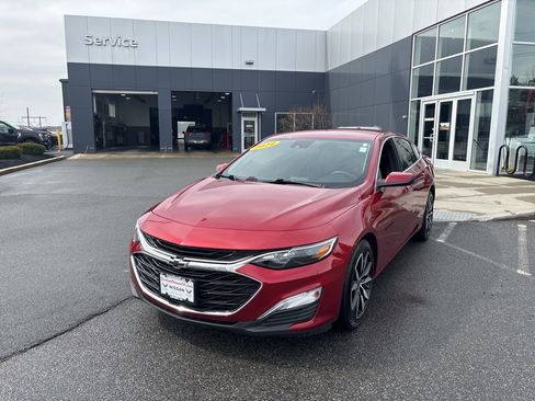Used 2024 Chevrolet Malibu RS w/ LPO, Floor Liner Package image 3
