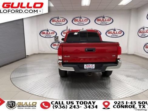Used 2016 Toyota Tacoma SR5 w/ Towing Package AWD/4WD image 7